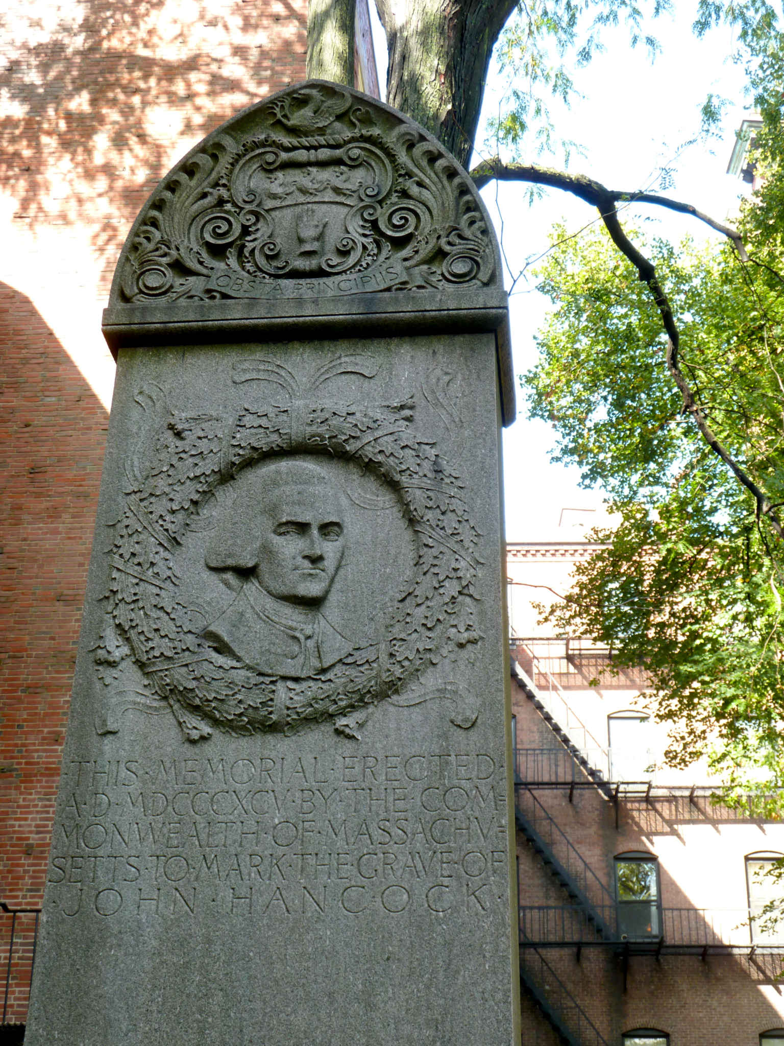 hancock-memorial-in-granary-burying-ground